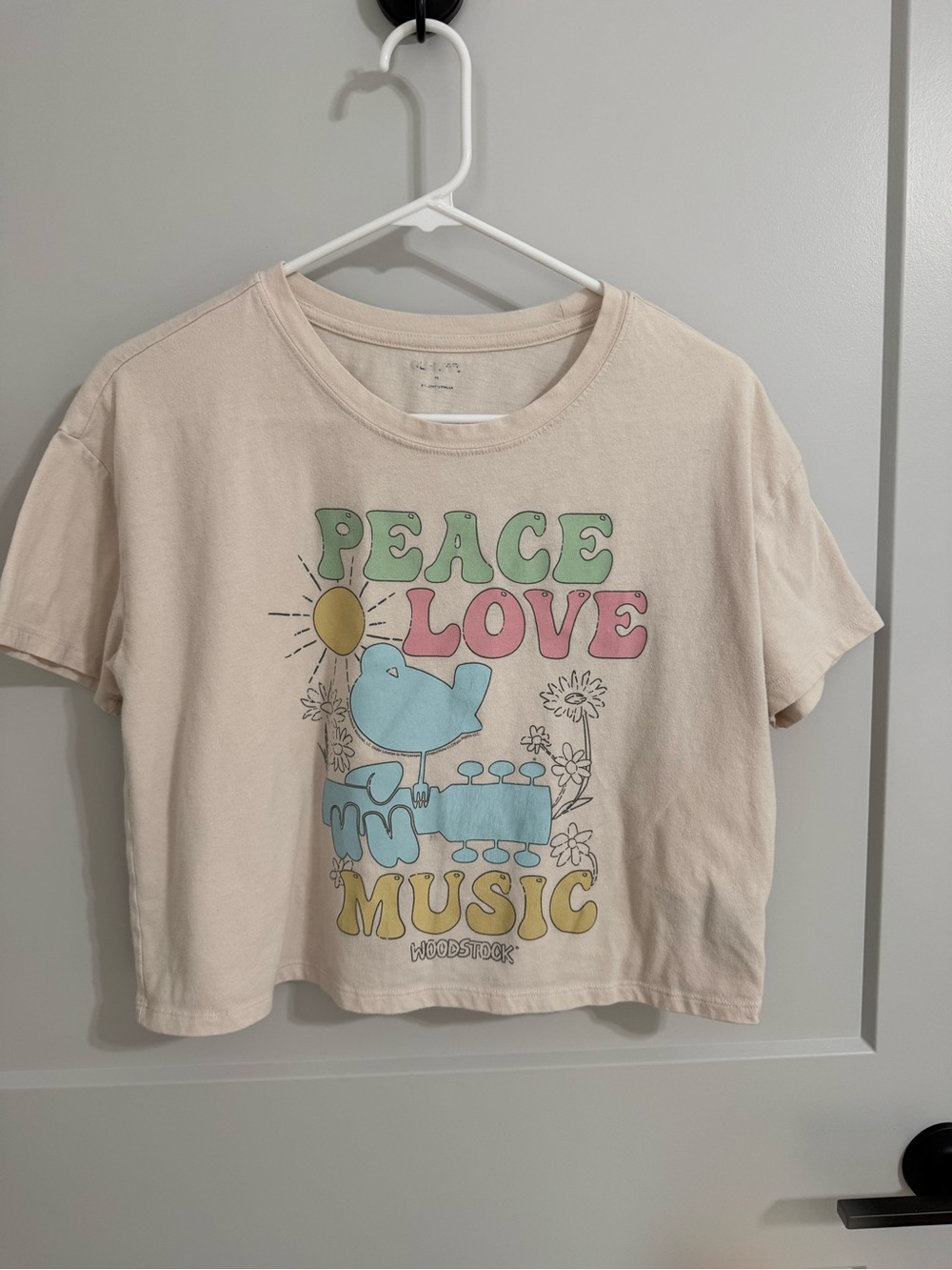 Woodstock Peace Love Music Retro Graphic Crop Tee Medium Cream